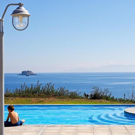 The Seasons Villas Mousata Exterior photo