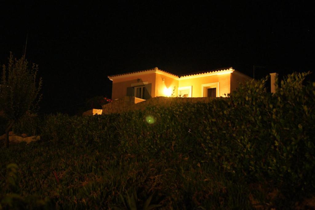 The Seasons Villas Mousata Exterior photo