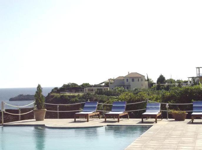 The Seasons Villas Mousata Exterior photo